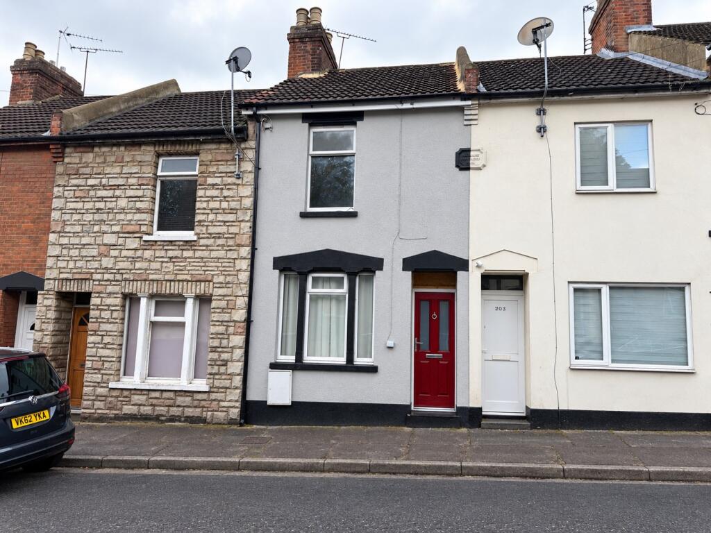 1 bed House (unspecified) for rent in Chatham. From Phoenix Property Services - Gillingham