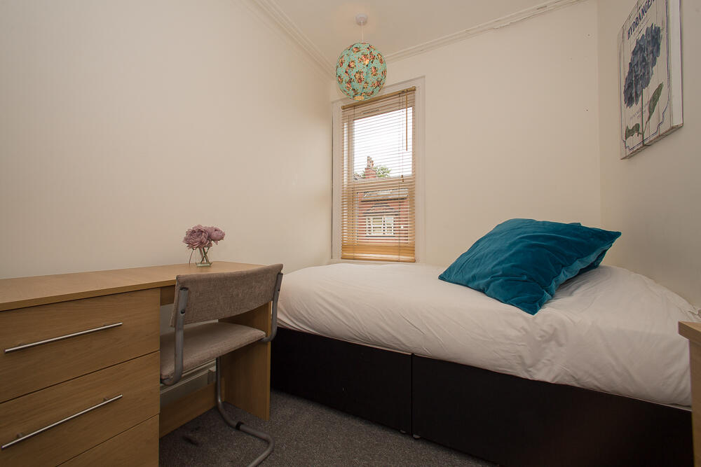 1 bed House Share for rent in Leeds. From Pickard Leeds Limited - Leeds
