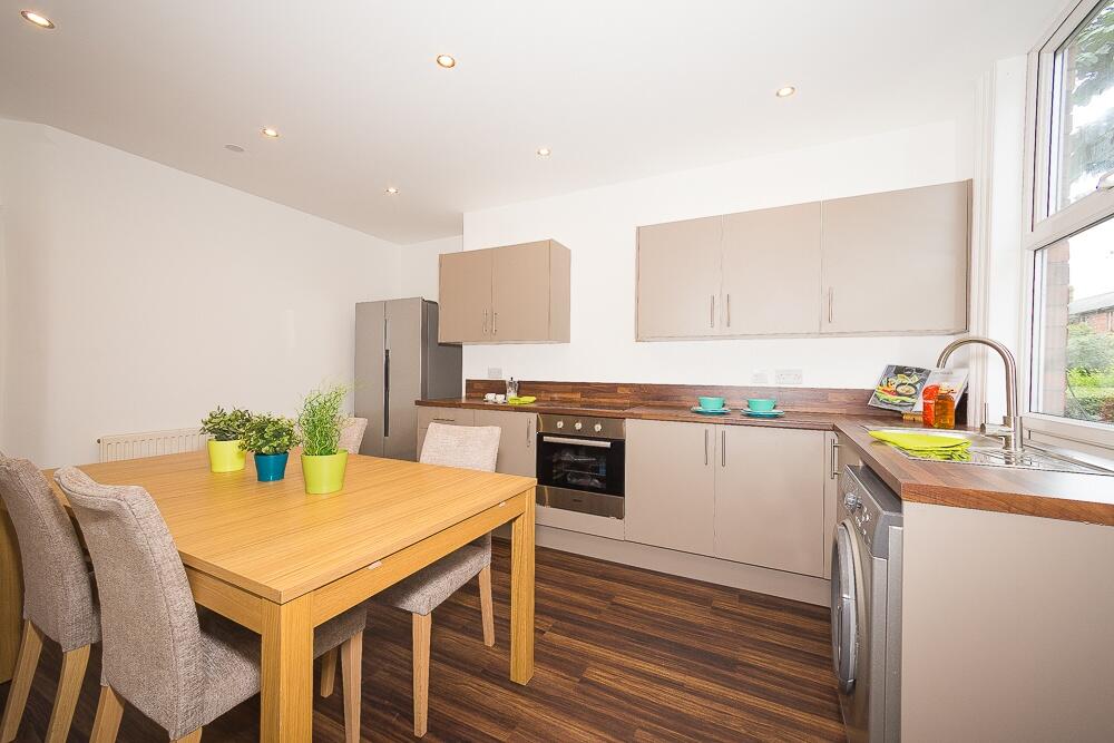 5 bed Mid Terraced House for rent in Leeds. From Pickard Leeds Limited - Leeds 5 bed Mid Terraced House for rent in Leeds. From Pickard Leeds Limited - Leeds