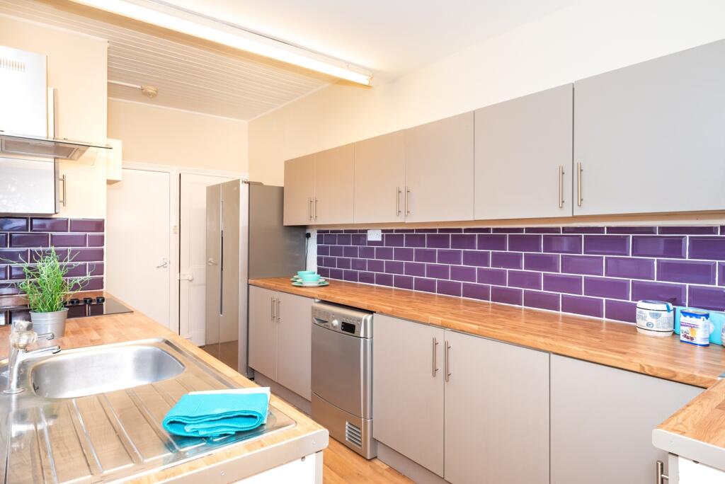 1 bed House Share for rent in Leeds. From Pickard Leeds Limited - Leeds