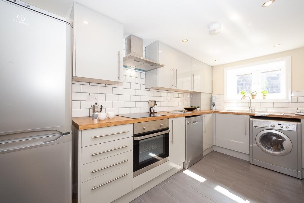 2 bed Apartment for rent in Leeds. From Pickard Leeds Limited - Leeds