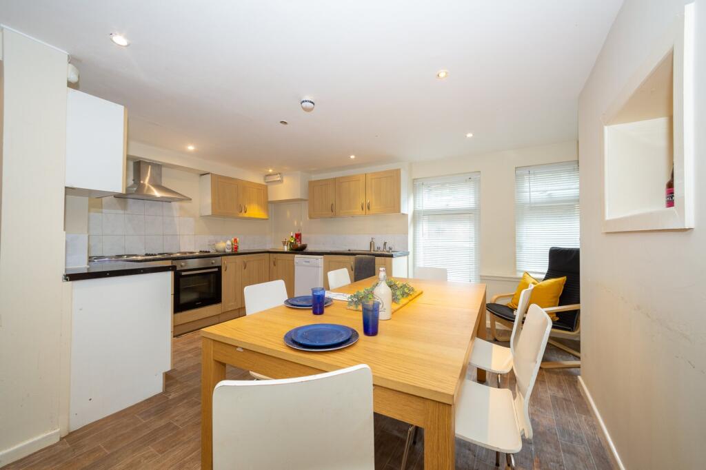 7 bed House Share for rent in Leeds. From Pickard Leeds Limited - Leeds