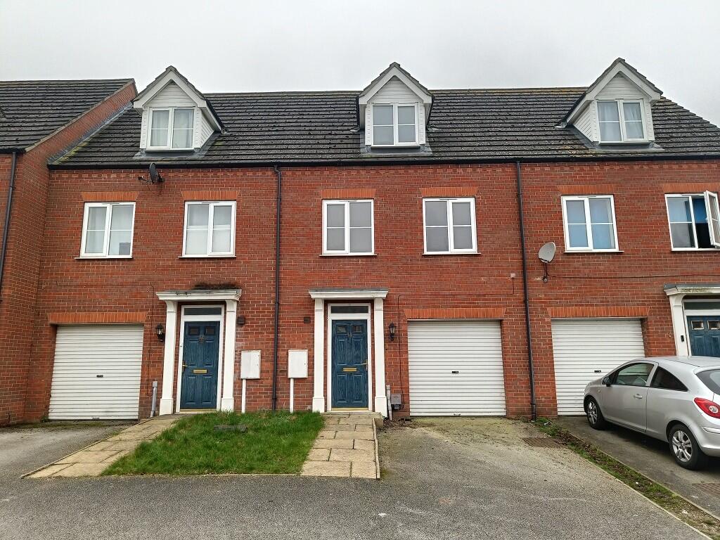 3 bed Town House for rent in Grantham. From Pigott & Hall - Grantham