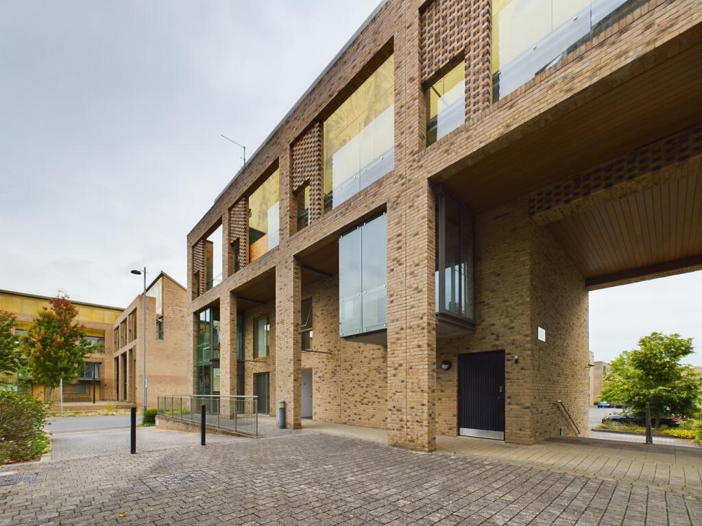 1 bed 1st Floor Flat for rent in Great Shelford. From Pocock & Shaw - Cambridge