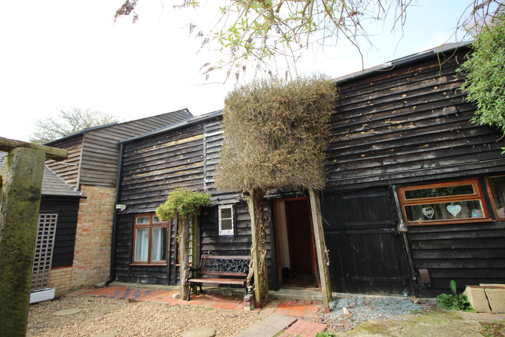 1 bed 1st Floor Flat for rent in Cottenham. From Pocock & Shaw - Cambridge