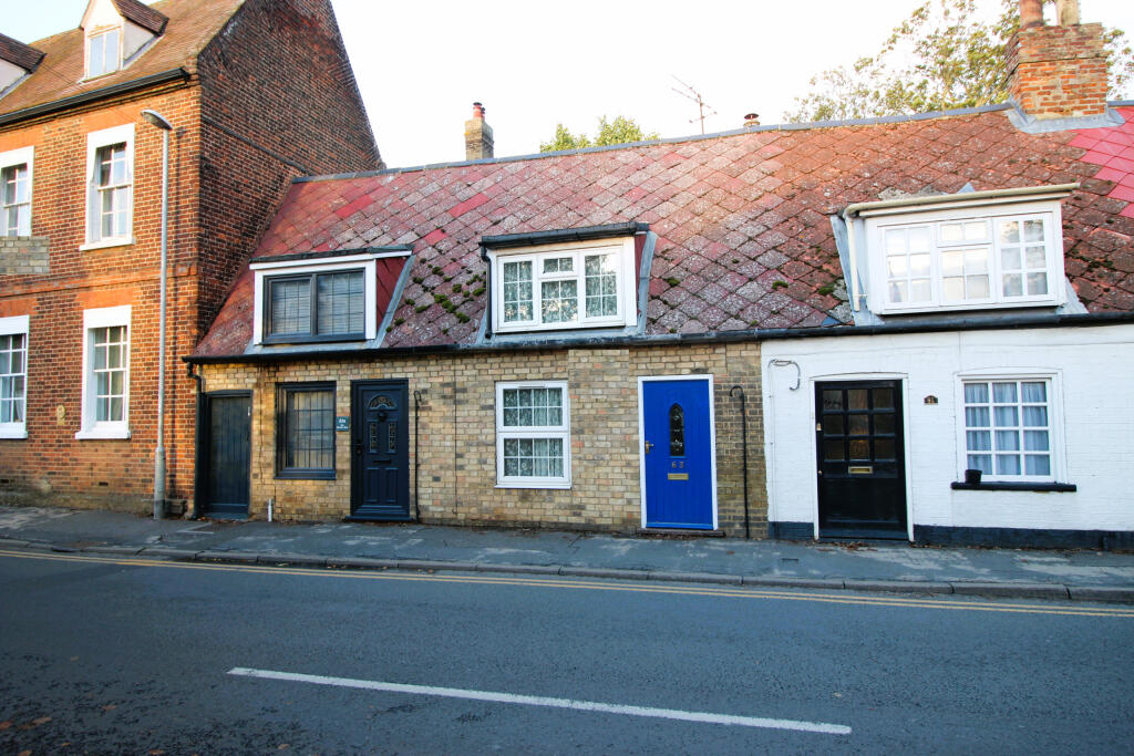 2 bed Cottage for rent in Somersham. From Pocock & Shaw - Cambridge 2 bed Cottage for rent in Somersham. From Pocock & Shaw - Cambridge