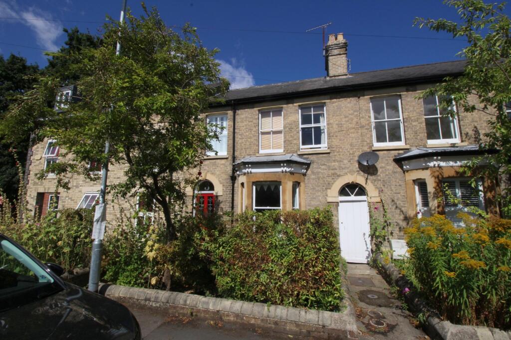 3 bed Mid Terraced House for rent in Cambridge. From Pocock & Shaw - Cambridge 3 bed Mid Terraced House for rent in Cambridge. From Pocock & Shaw - Cambridge