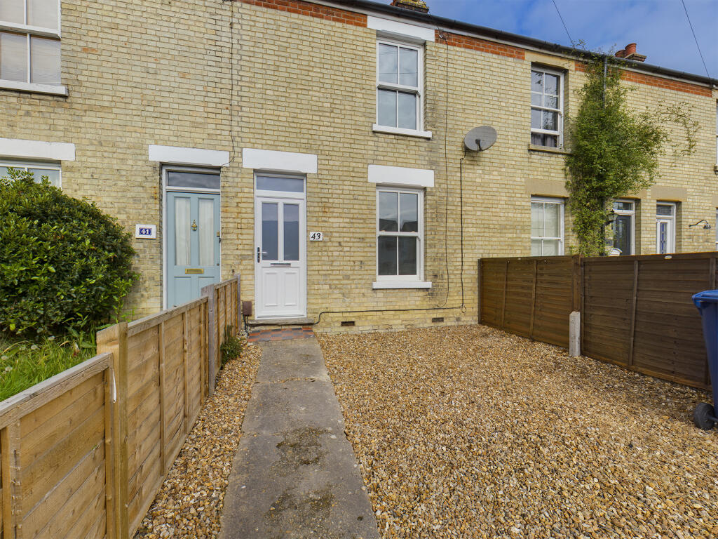 2 bed Mid Terraced House for rent in Fulbourn. From Pocock & Shaw - Cambridge
