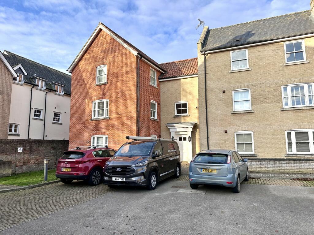 2 bed Apartment for rent in Ely. From Pocock & Shaw - Ely