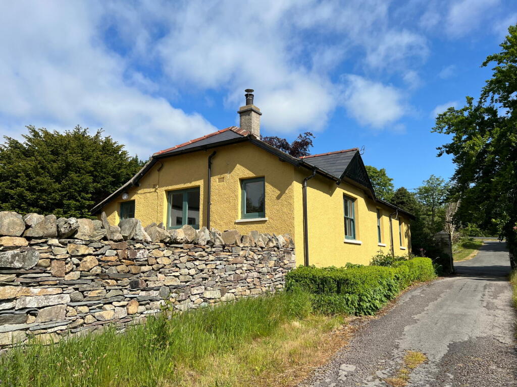 2 bed Detached for rent in The Green. From Poole Townsend - Barrow-in-Furness 2 bed Detached for rent in The Green. From Poole Townsend - Barrow-in-Furness