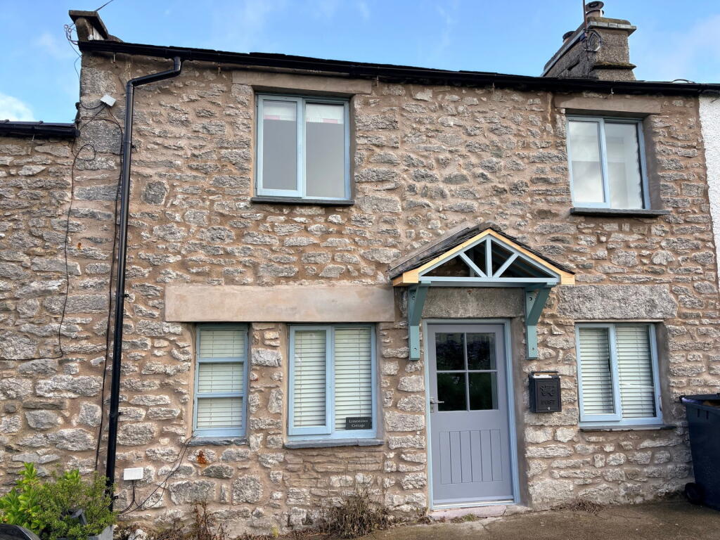 2 bed Mid Terraced House for rent in Burton-in-Kendal. From Poole Townsend - Barrow-in-Furness 2 bed Mid Terraced House for rent in Burton-in-Kendal. From Poole Townsend - Barrow-in-Furness