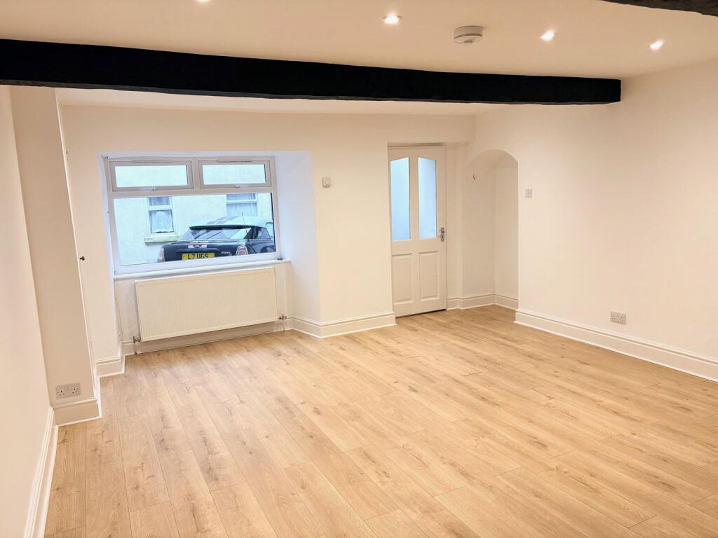 1 bed House (unspecified) for rent in Ulverston. From Poole Townsend - Barrow-in-Furness 1 bed House (unspecified) for rent in Ulverston. From Poole Townsend - Barrow-in-Furness