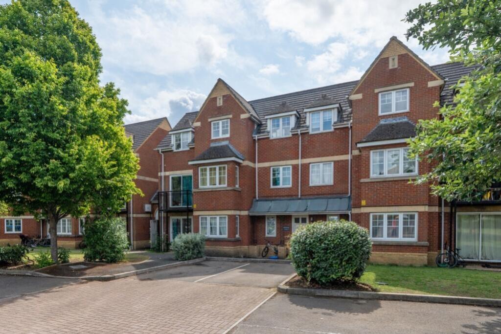 2 bed Apartment for rent in Oxford. From Portfolio Properties - Oxford