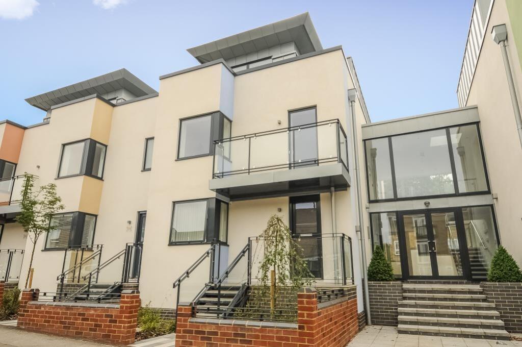 1 bed Apartment for rent in Wolvercote. From Portfolio Properties - Oxford 1 bed Apartment for rent in Wolvercote. From Portfolio Properties - Oxford