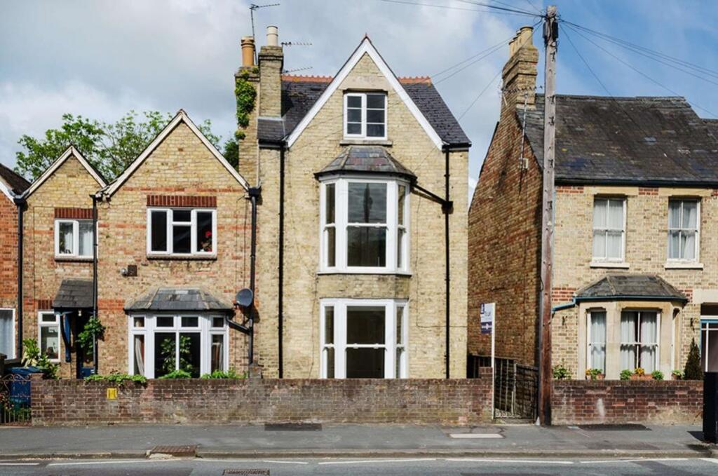 4 bed Semi Detached for rent in Elsfield. From Portfolio Properties - Oxford