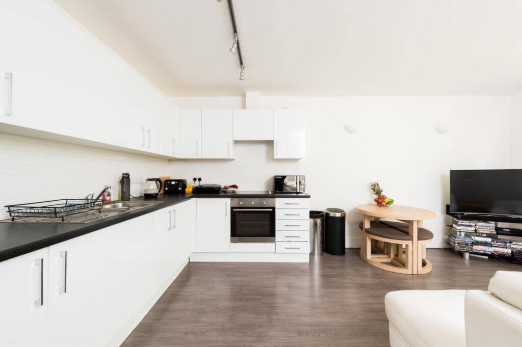 2 bed Apartment for rent in Elsfield. From Portfolio Properties - Oxford 2 bed Apartment for rent in Elsfield. From Portfolio Properties - Oxford