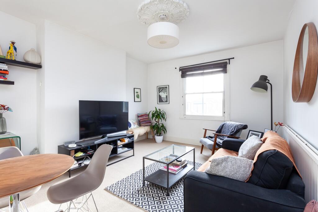 1 bed 1st Floor Flat for rent in London. From Portico - Camden
