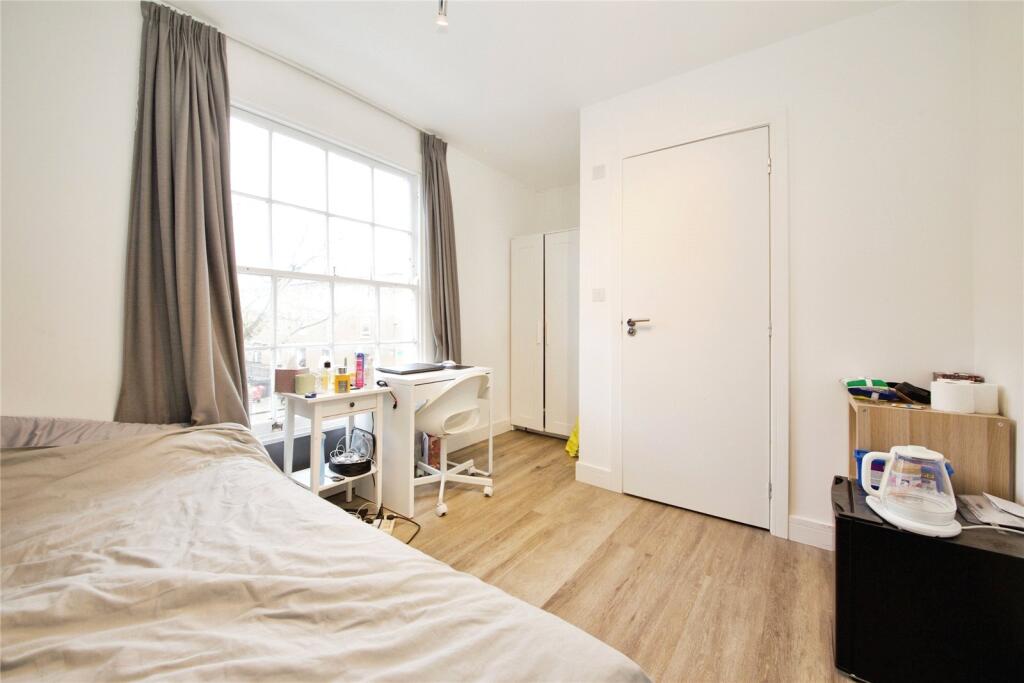 1 bed House Share for rent in London. From Portico - Camden