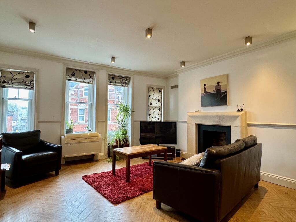 2 bed 1st Floor Flat for rent in Hampstead. From Portico - Camden