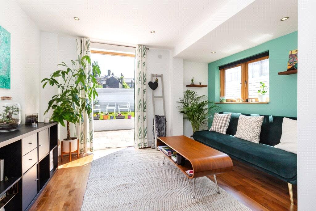 2 bed Detached for rent in Clapham. From Portico - Clapham 2 bed Detached for rent in Clapham. From Portico - Clapham