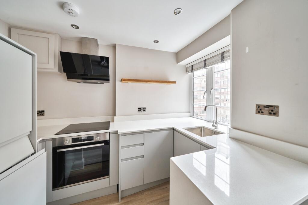 1 bed 1st Floor Flat for rent in London. From Portico - Clapham