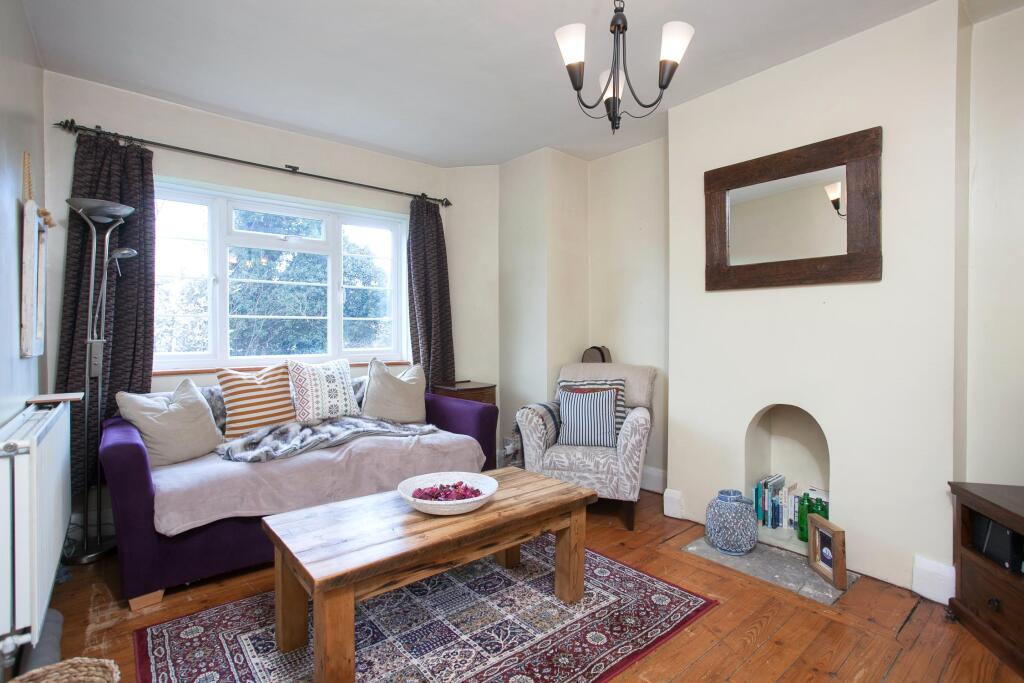 1 bed 1st Floor Flat for rent in London. From Portico - Dulwich