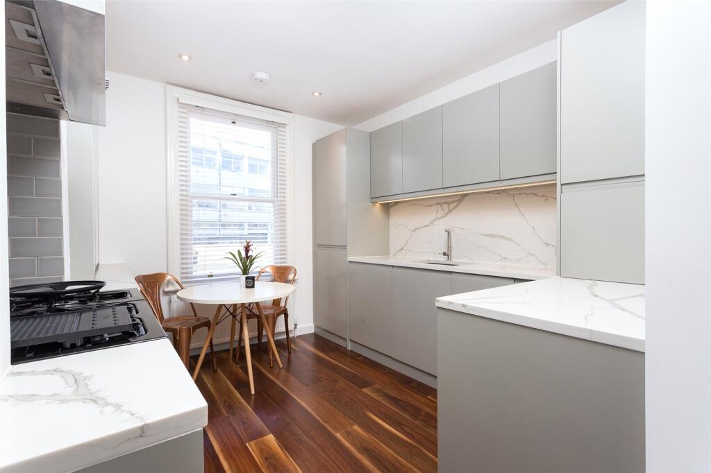 1 bed 1st Floor Flat for rent in London. From Portico - Dulwich