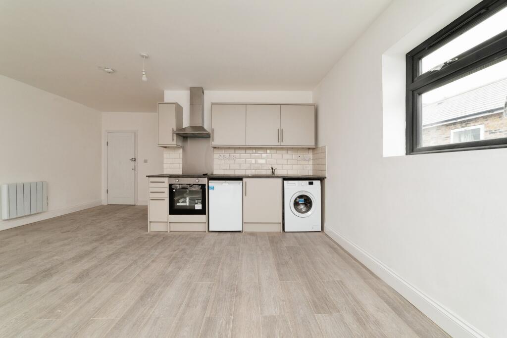 0 bed 1st Floor Flat for rent in Walthamstow. From Portico - Walthamstow