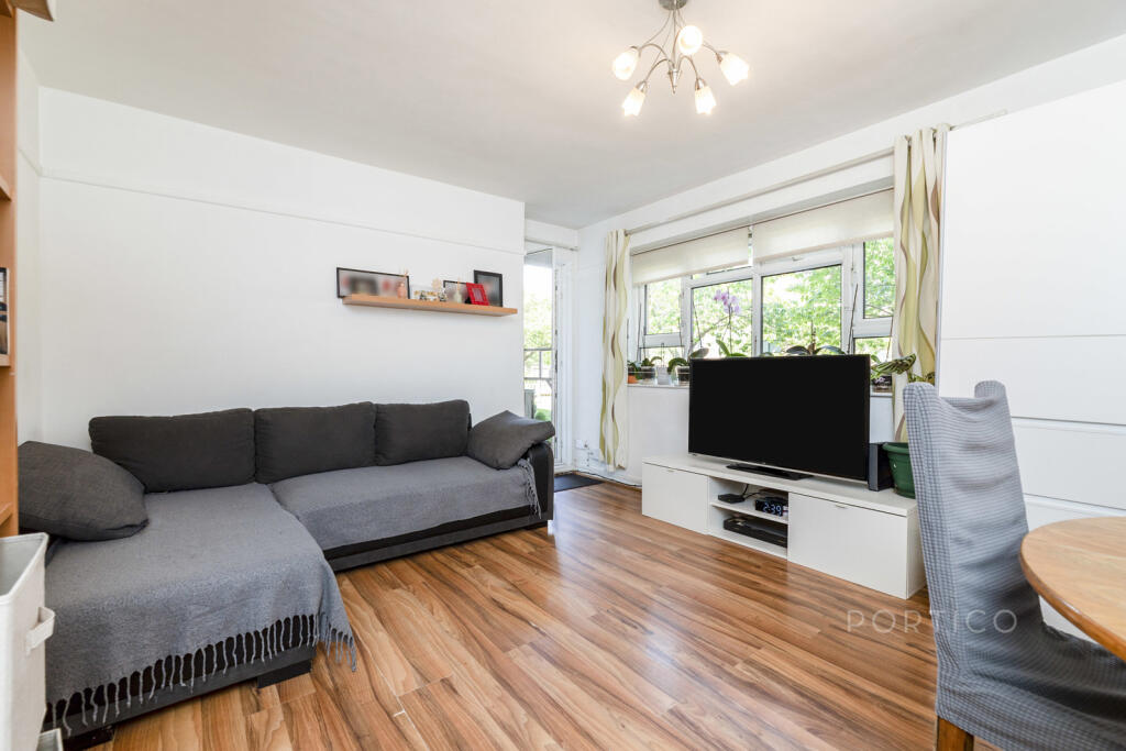 2 bed Detached for rent in London. From Portico - Walthamstow