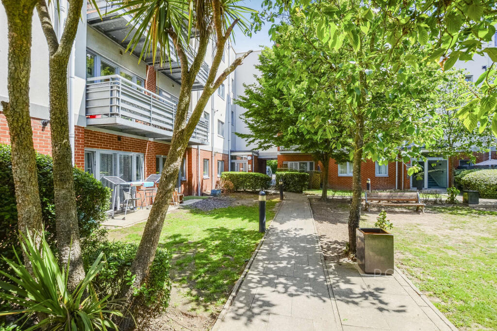 1 bed 1st Floor Flat for rent in Walthamstow. From Portico - Walthamstow 1 bed 1st Floor Flat for rent in Walthamstow. From Portico - Walthamstow