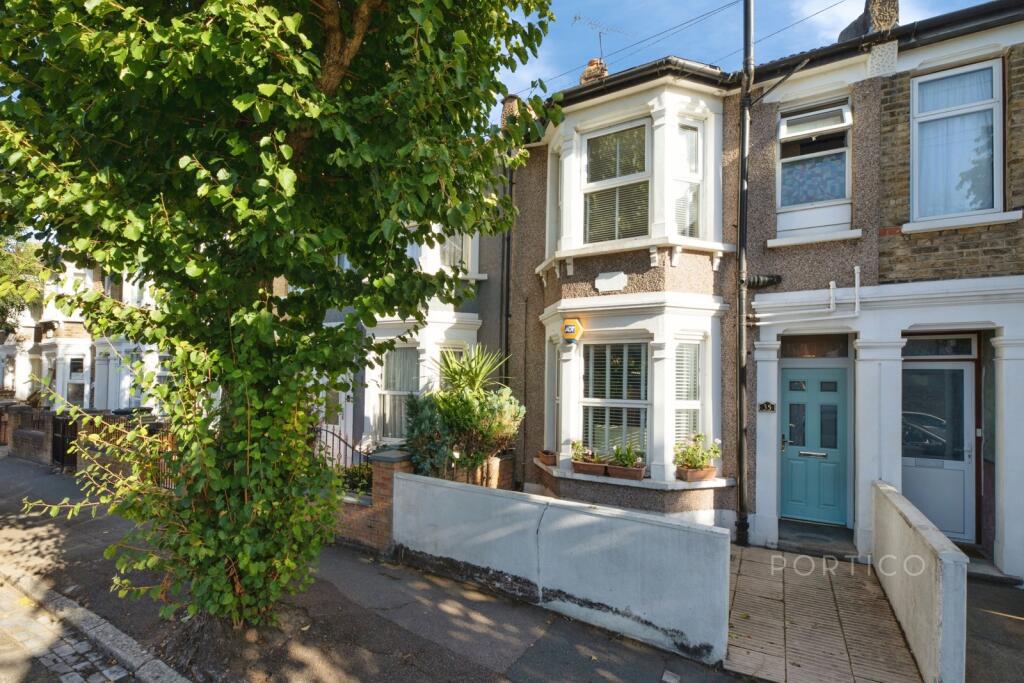 3 bed Detached for rent in London. From Portico - Walthamstow 3 bed Detached for rent in London. From Portico - Walthamstow