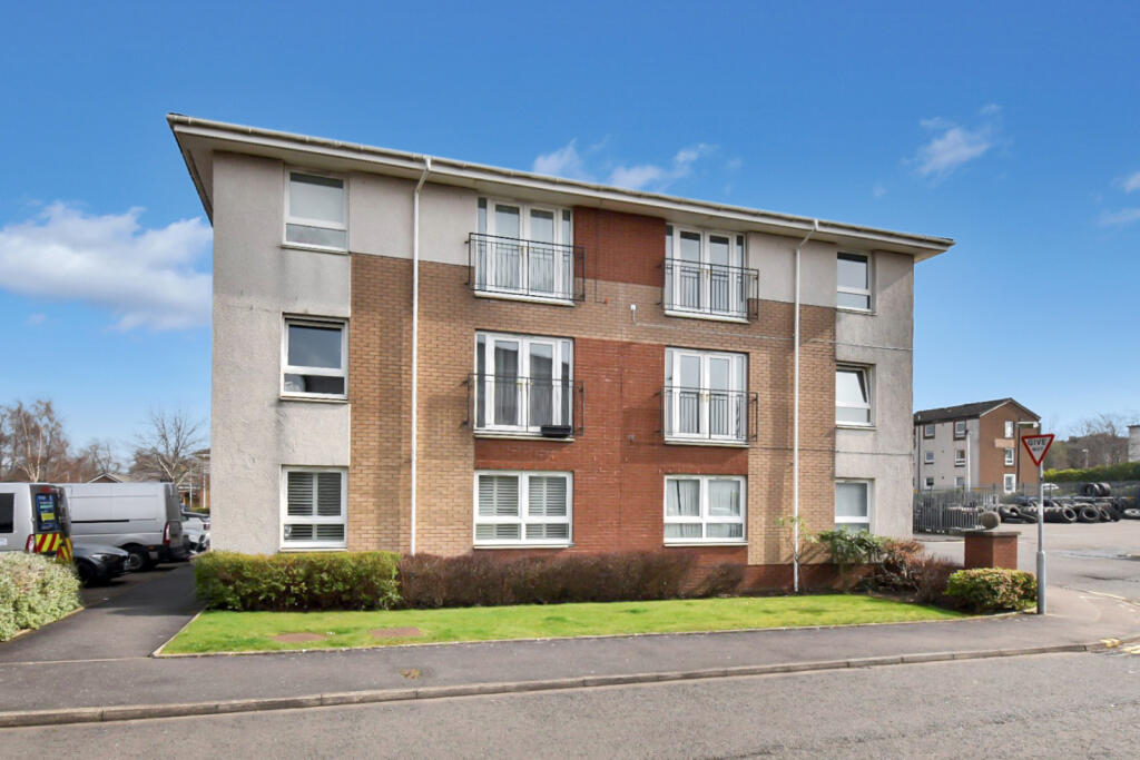 2 bed 1st Floor Flat for rent in Hamilton. From Premier Properties - Uddingston