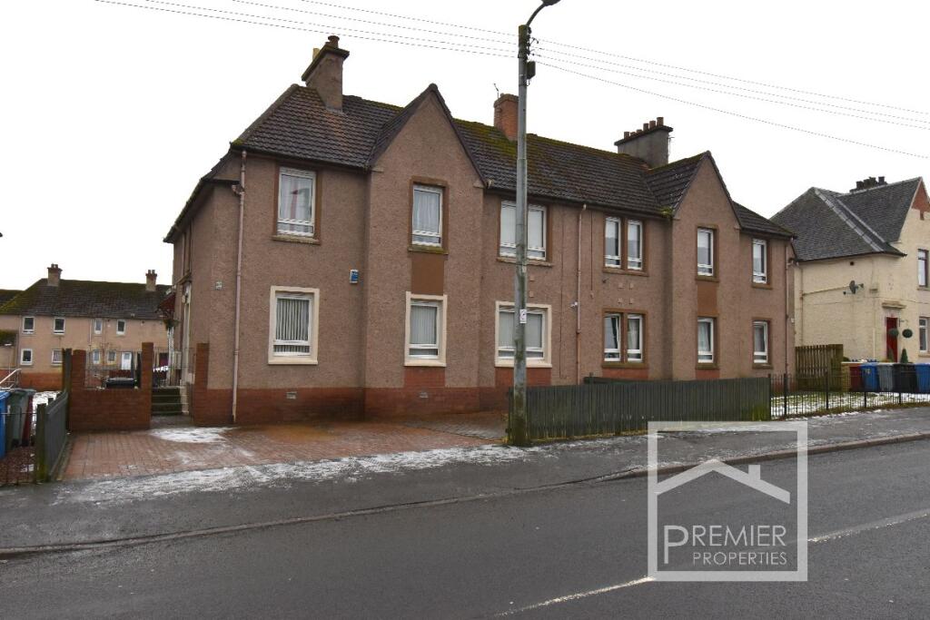 3 bed 1st Floor Flat for rent in Stonehouse. From Premier Properties - Uddingston