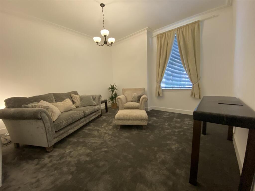 2 bed 1st Floor Flat for rent in Perth. From Premier Properties Perth - Perth