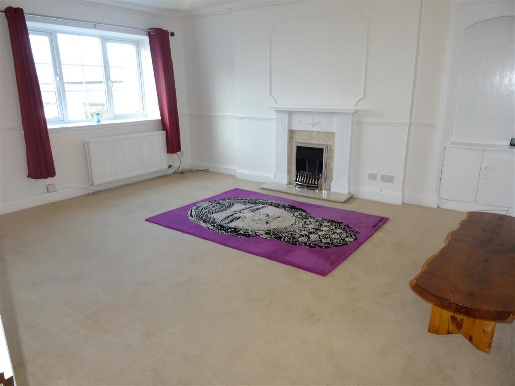 3 bed 1st Floor Flat for rent in Scone. From Premier Properties Perth - Perth 3 bed 1st Floor Flat for rent in Scone. From Premier Properties Perth - Perth