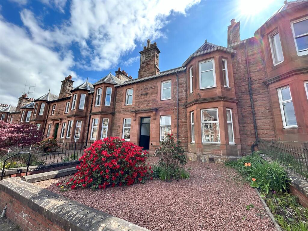 2 bed 1st Floor Flat for rent in Perth. From Premier Properties Perth - Perth