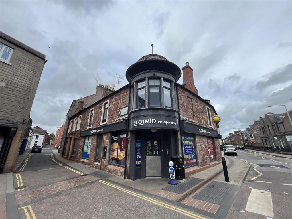 3 bed 1st Floor Flat for rent in Coupar Angus. From Premier Properties Perth - Perth
