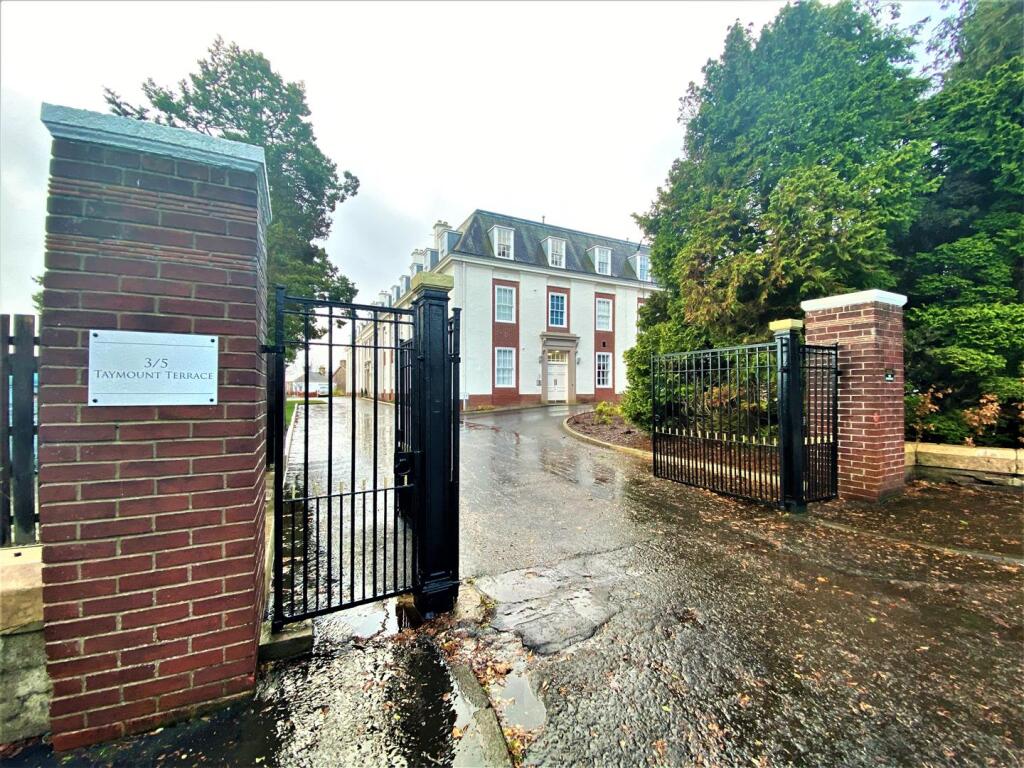 1 bed 1st Floor Flat for rent in Perth. From Premier Properties Perth - Perth