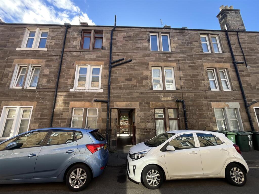 1 bed 1st Floor Flat for rent in Perth. From Premier Properties Perth - Perth