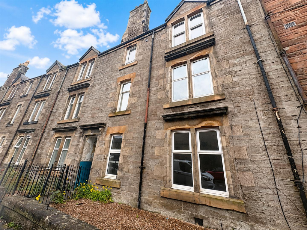2 bed 1st Floor Flat for rent in Kinfauns. From Premier Properties Perth - Perth 2 bed 1st Floor Flat for rent in Kinfauns. From Premier Properties Perth - Perth
