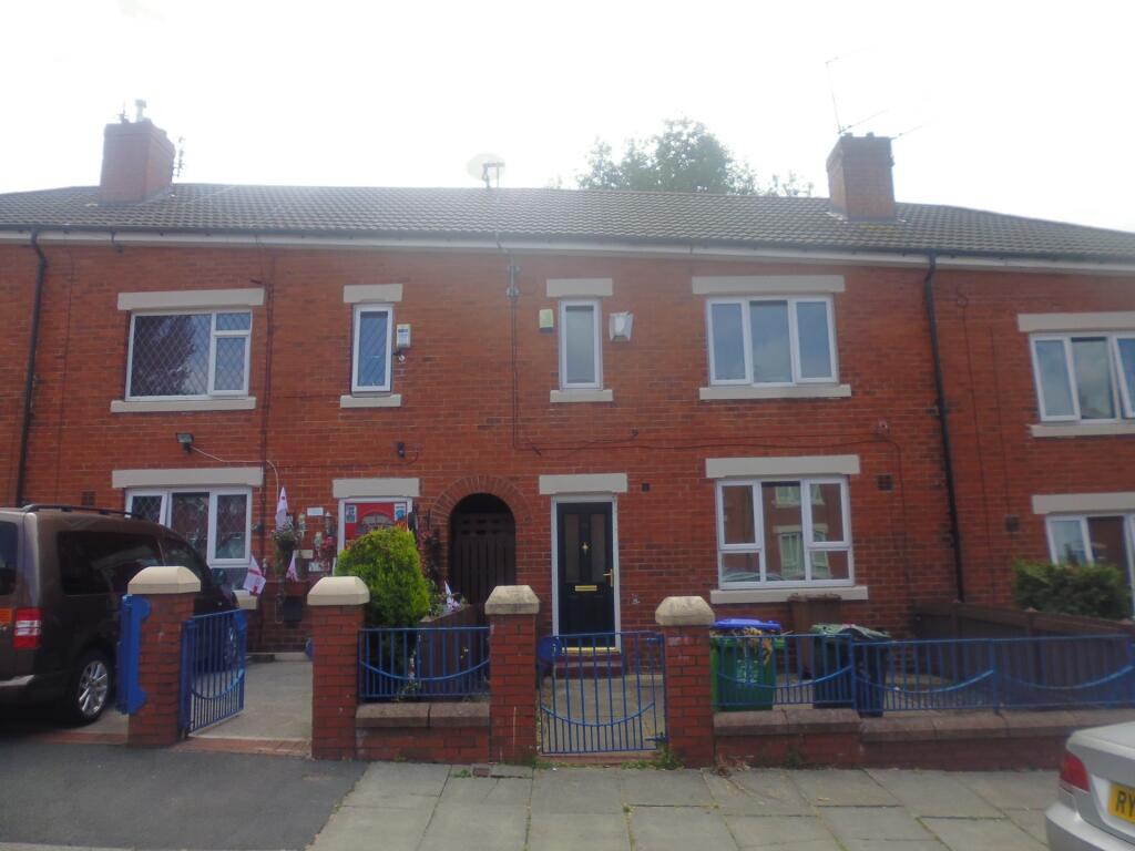 3 bed Town House for rent in Heywood. From Prestige Sales and Lettings Limited - Rochdale