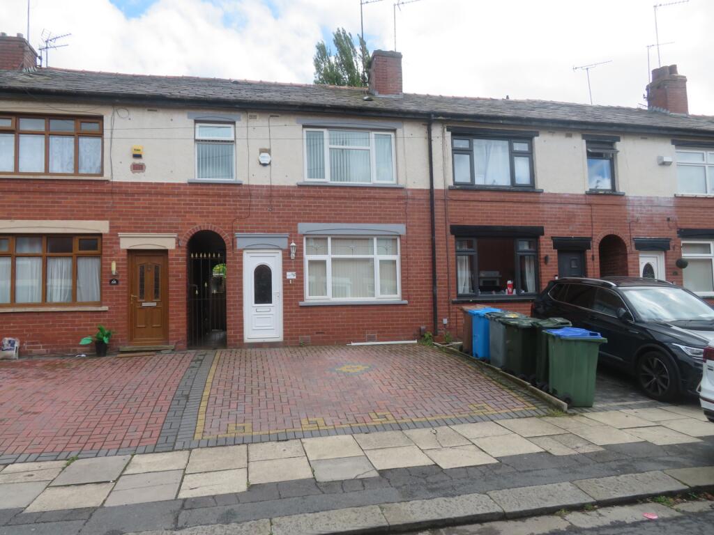 4 bed Mid Terraced House for rent in Rochdale. From Prestige Sales and Lettings Limited - Rochdale