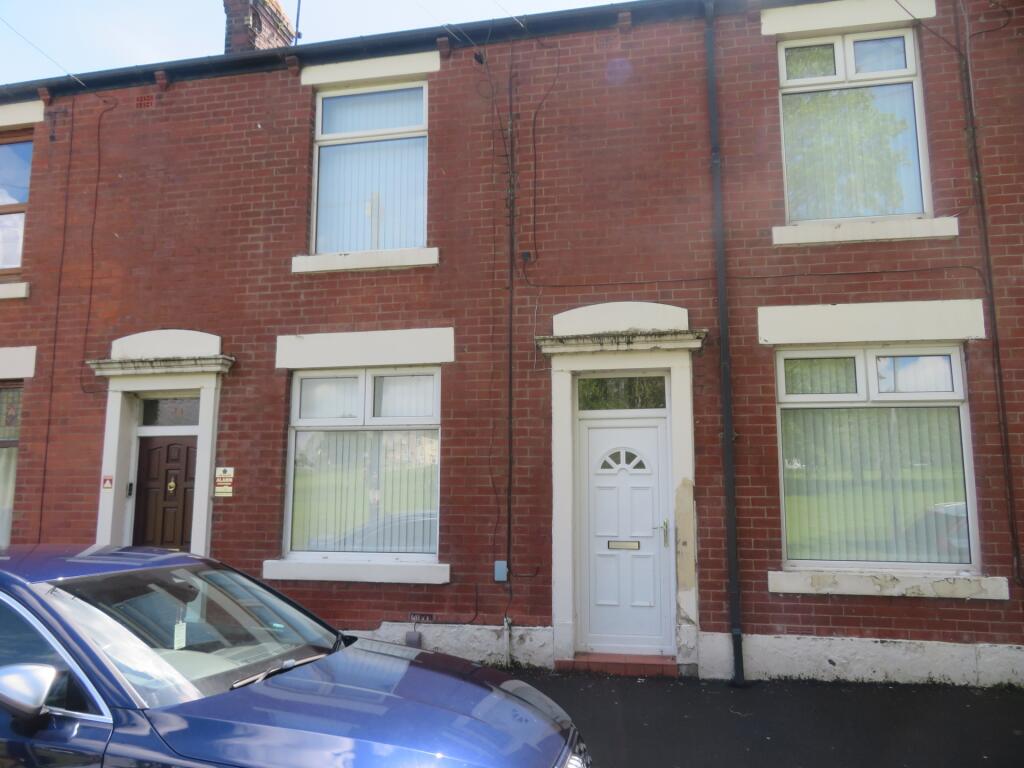 2 bed Mid Terraced House for rent in Wardle. From Prestige Sales and Lettings Limited - Rochdale