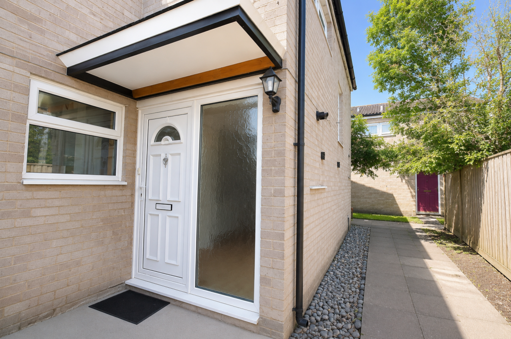 3 bed End of Terrace for rent in . From Preview Property Services - Haverhill 3 bed End of Terrace for rent in . From Preview Property Services - Haverhill