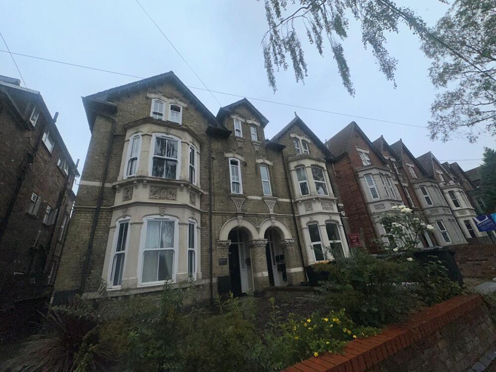 4 bed Apartment for rent in Bedford. From Price Wallace - Bedford