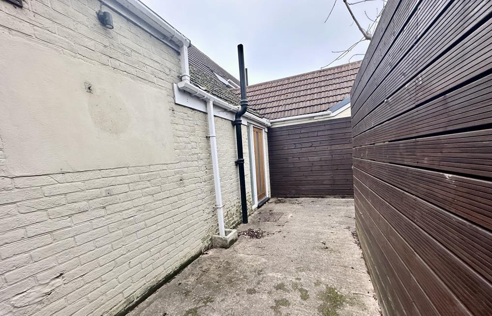 1 bed Apartment for rent in Clapham. From Price Wallace - Bedford