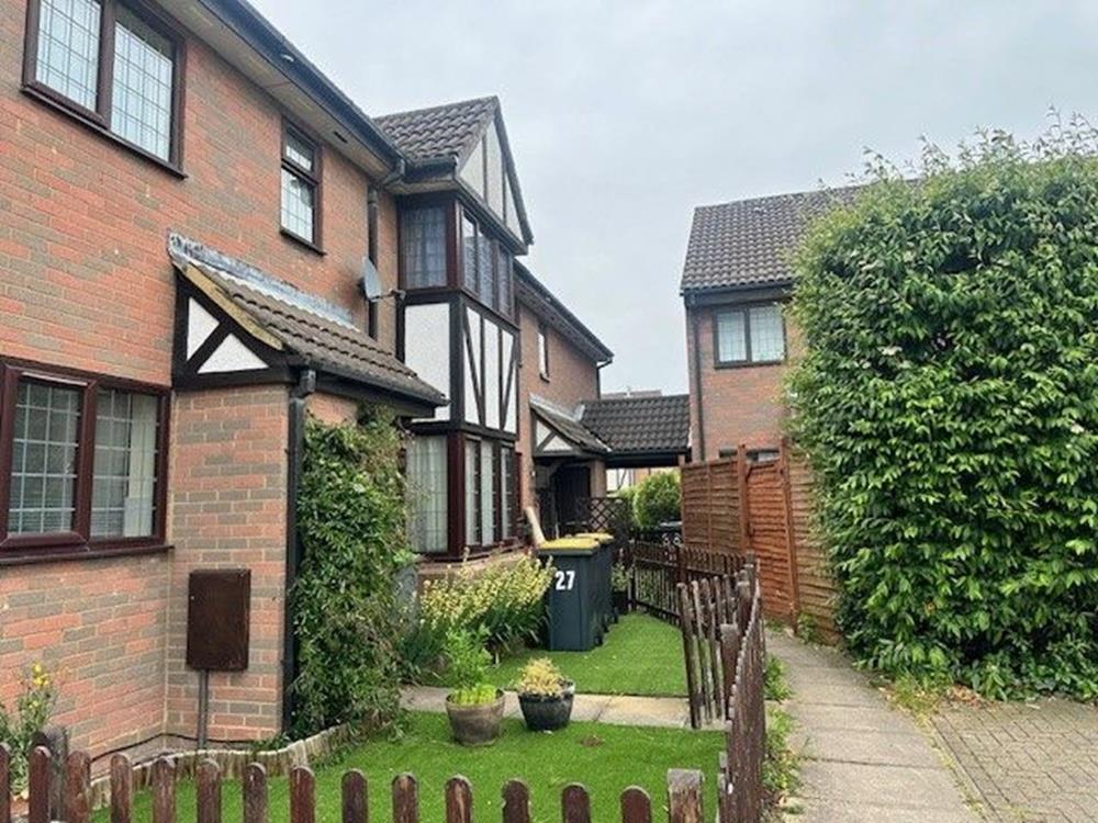 2 bed Annexe for rent in Bedford. From Price Wallace - Bedford