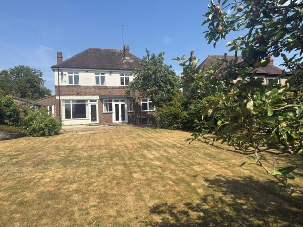 4 bed Detached for rent in Clapham. From Price Wallace - Bedford