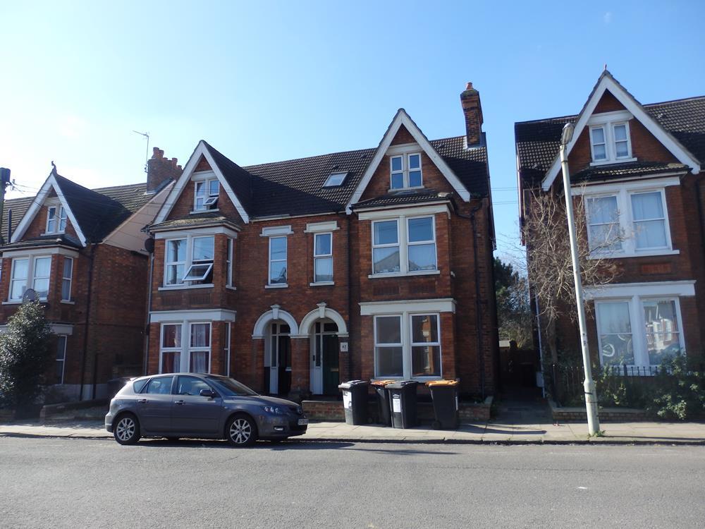 1 bed House (unspecified) for rent in Bedford. From Price Wallace - Bedford