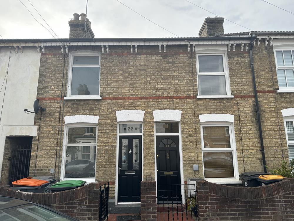 3 bed Mid Terraced House for rent in Bedford. From Price Wallace - Bedford 3 bed Mid Terraced House for rent in Bedford. From Price Wallace - Bedford